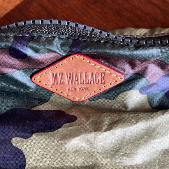EUC MZ WALLACE MEDIUM CAMO METRO QUILTED TOTE - Picture 9 of 13